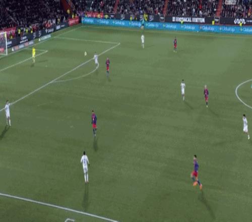 皮克對西甲,賽程發表批,質疑德容紅,世界杯小组赛,2026世界杯,赛程安排,参赛队伍,比赛时间